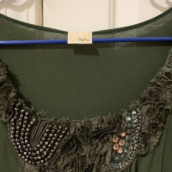 Day trip top from buckle - Picture 2 of 2